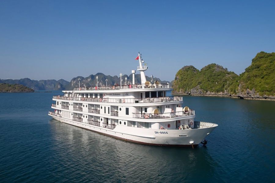 Du thuyền Paradise Elegance Cruise sang trọng bậc nhất vịnh Hạ Long