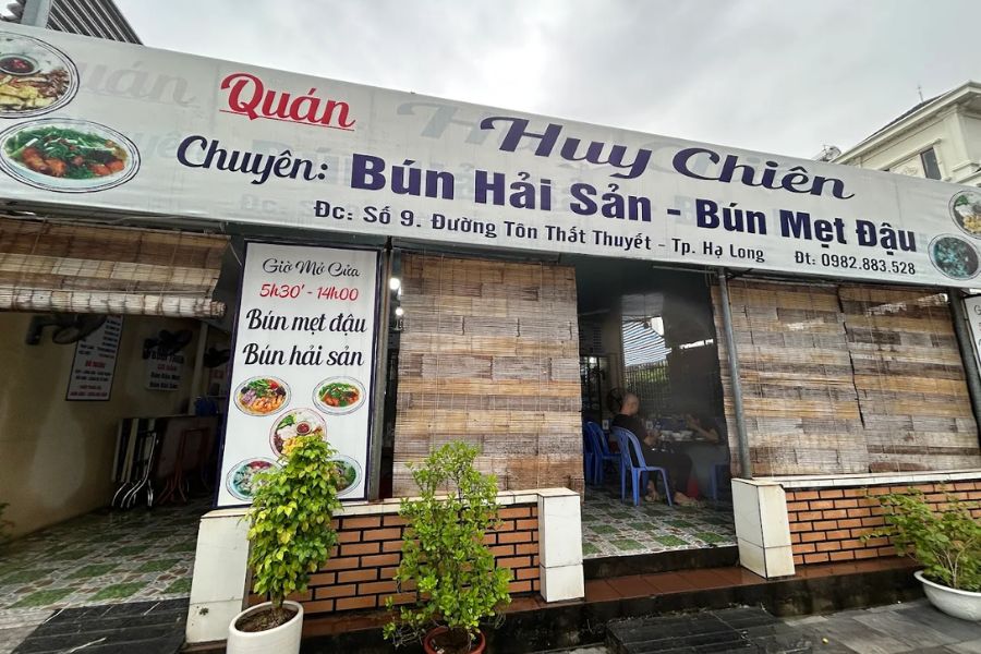 Bún hải sản Huy Chiên
