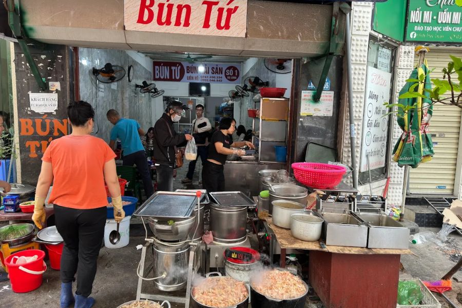 Bún Tứ - Quán bún hải sản Quảng Ninh