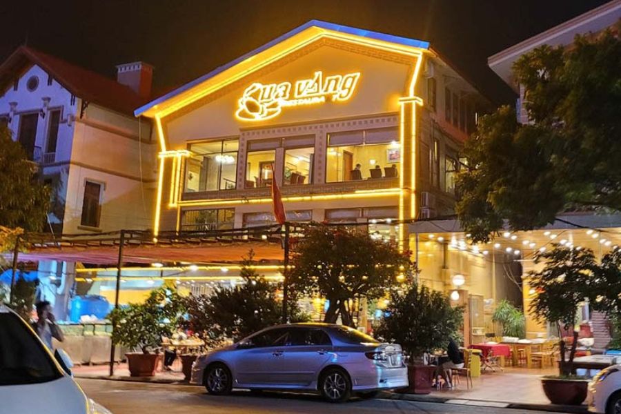 Nhà hàng Cua Vàng