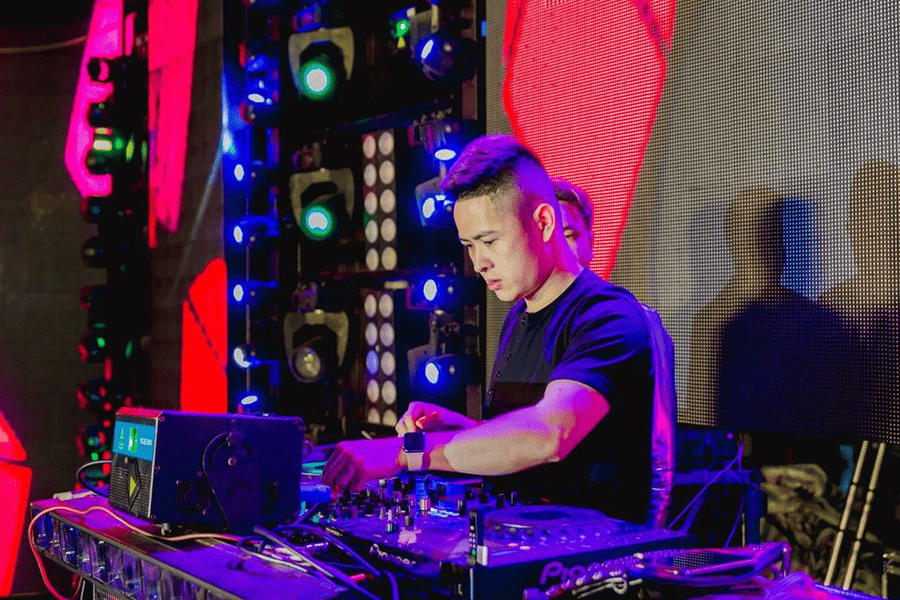 review valley beach club