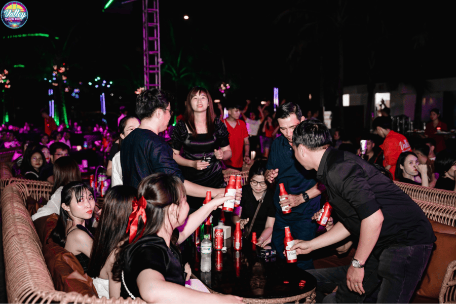 review valley beach club