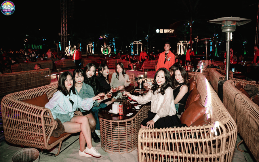 review valley beach club