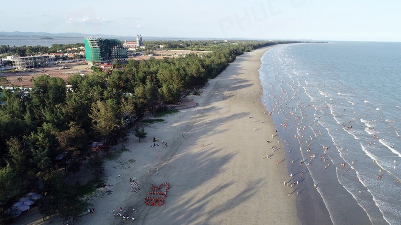 Bãi biển Trà Cổ