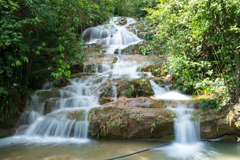 Khe Song - Thác Bạc