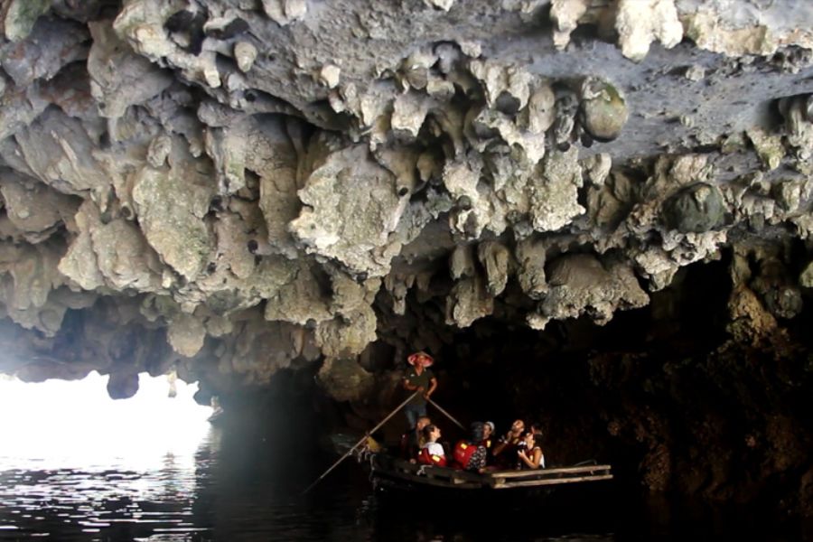 hang sáng tối