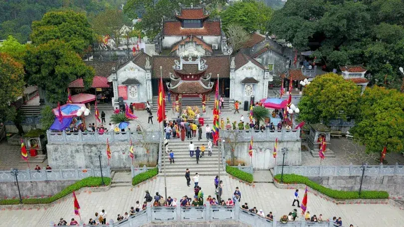 Đền Trần Khánh Dư